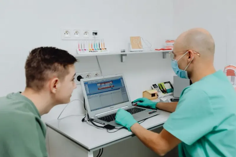 Evaluación cognitiva online vs clínica