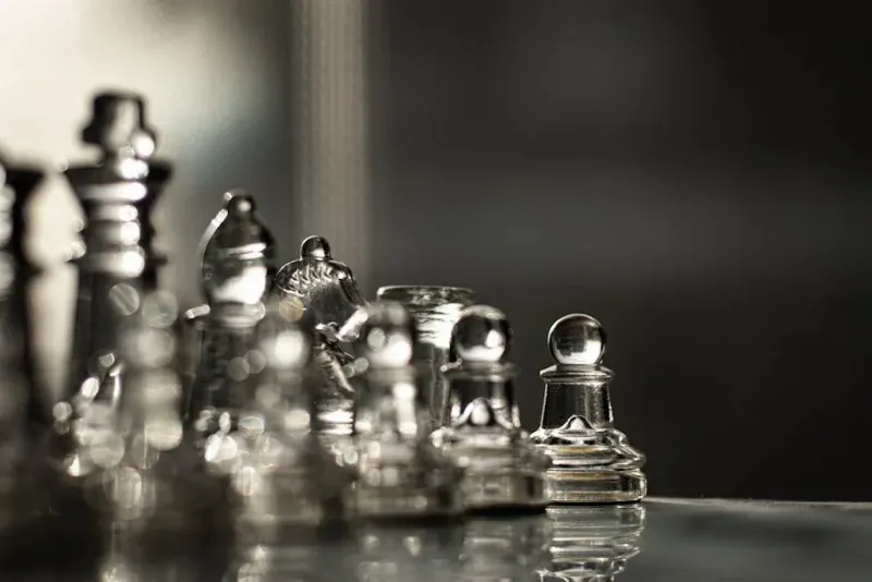 Fluid intelligence vs crystallized intelligence